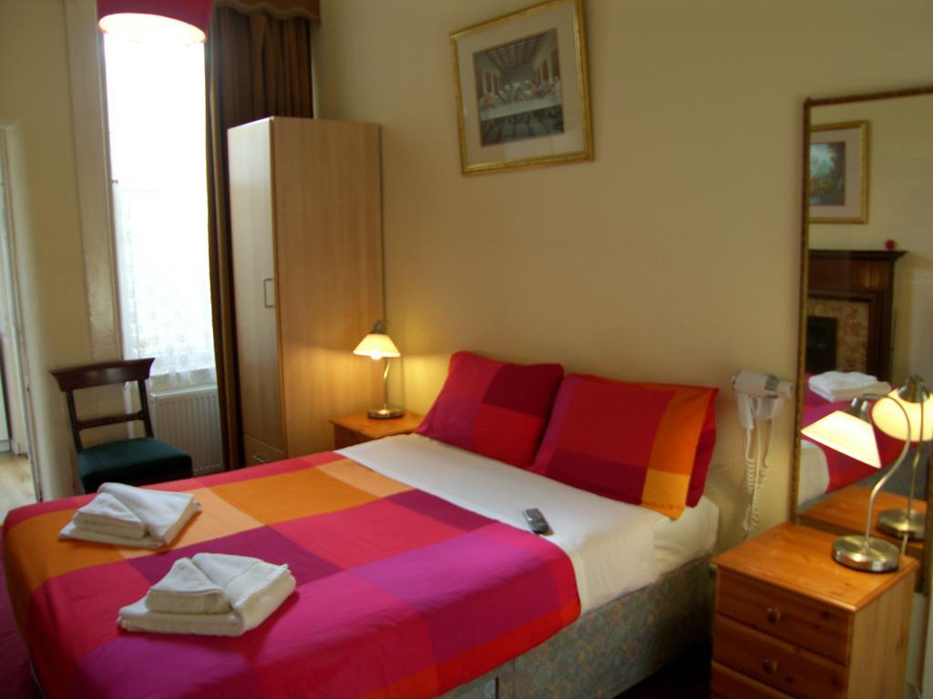 Regis Guest House Edinburgh Bilik gambar