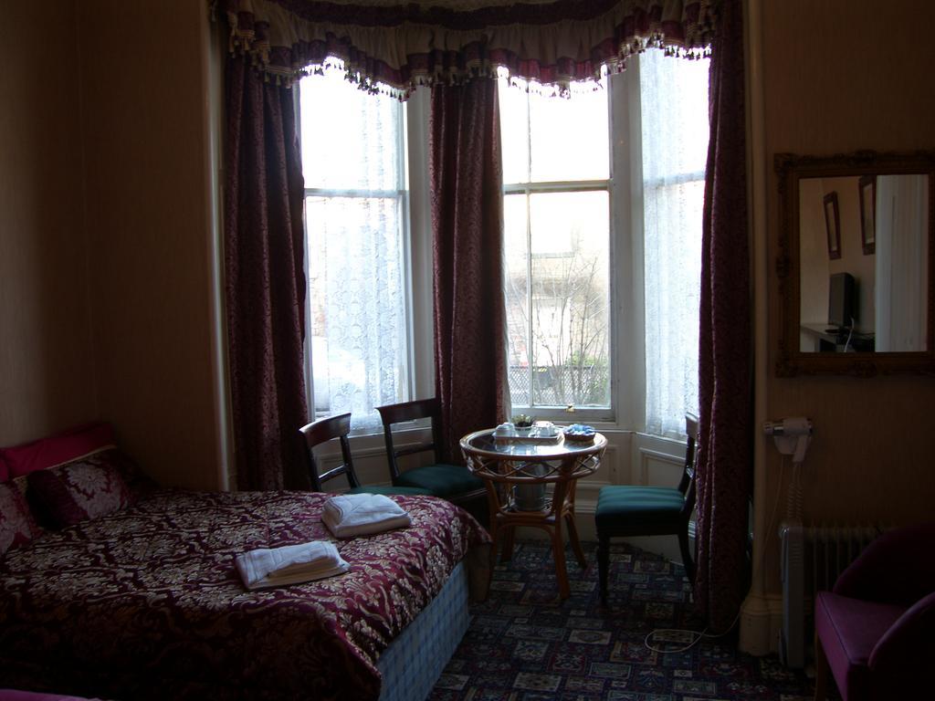 Regis Guest House Edinburgh Bilik gambar